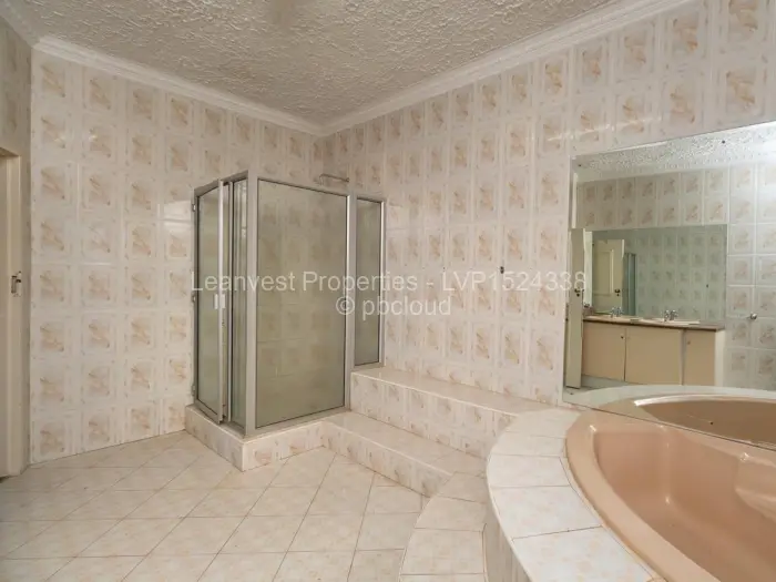 5 Bedroom House for Sale in Greystone Park, Harare