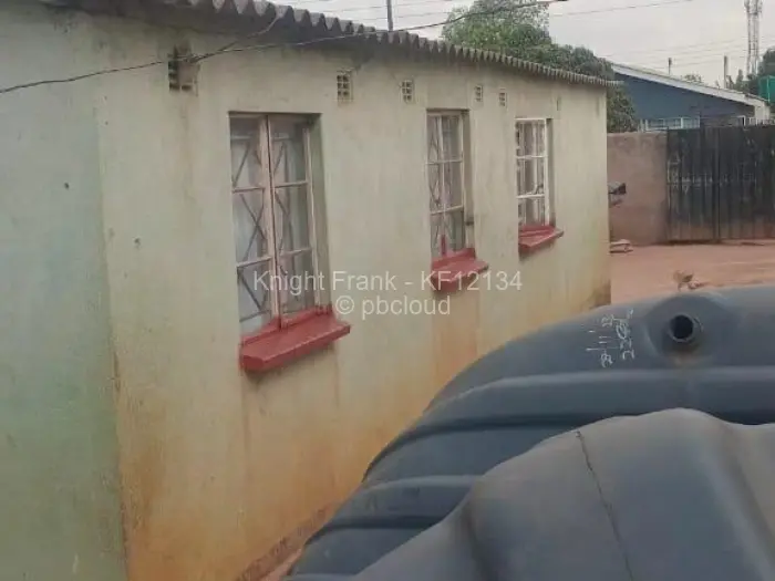4 Bedroom House for Sale in Kambuzuma, Harare