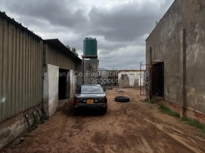 Warehouse/Industrial for Sale in Kelvin West, Bulawayo