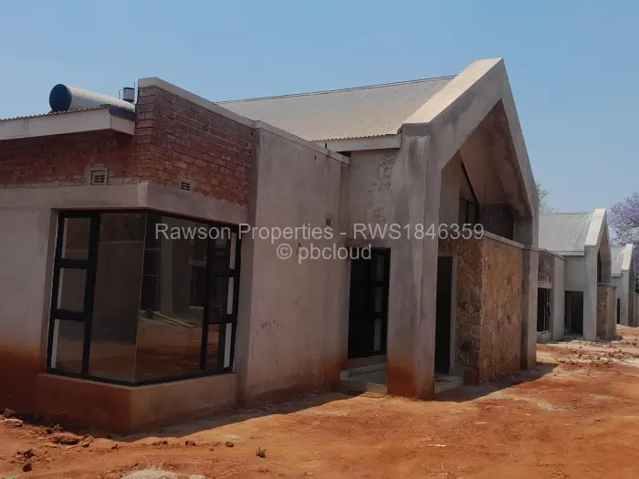 Townhouse/Cluster for Sale in Pomona, Harare
