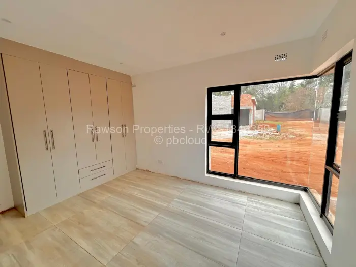 Townhouse/Cluster for Sale in Pomona, Harare