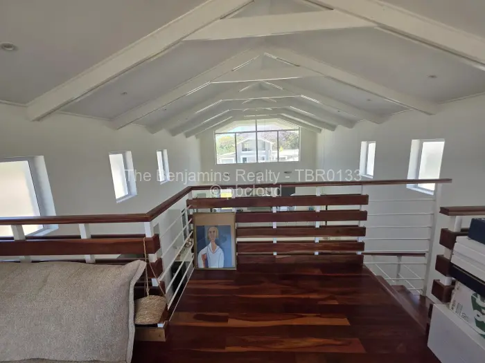 Townhouse/Complex/Cluster to Rent in Newlands