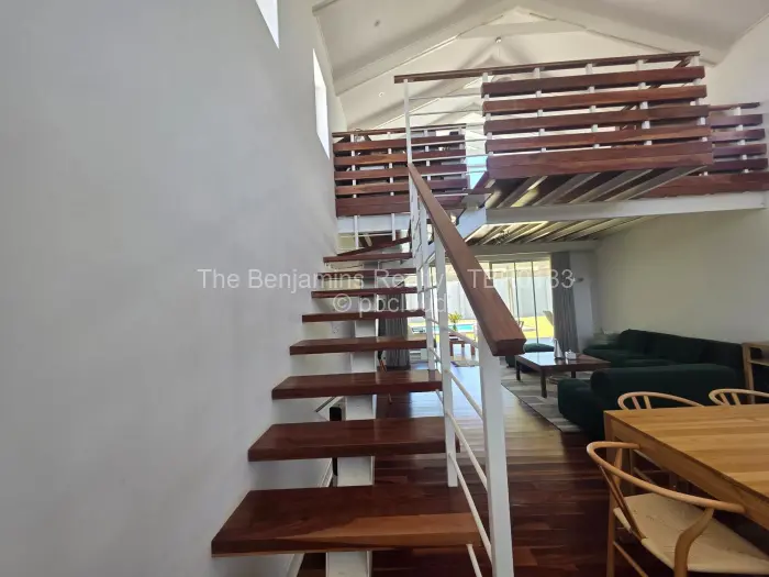 Townhouse/Complex/Cluster to Rent in Newlands