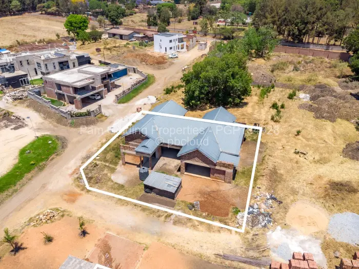 5 Bedroom House for Sale in Quinnington, Harare