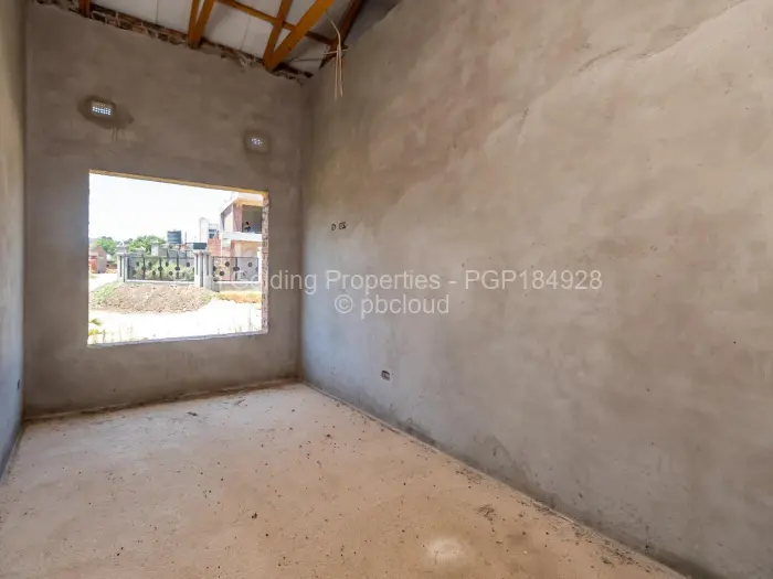 5 Bedroom House for Sale in Quinnington, Harare