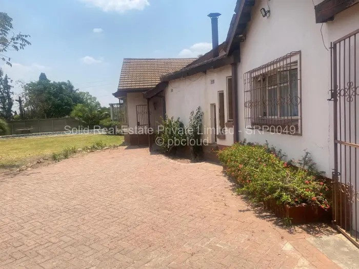 5 Bedroom House for Sale in Hatfield, Harare