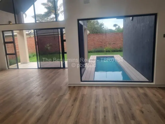 Townhouse/Complex/Cluster to Rent in Mount Pleasant