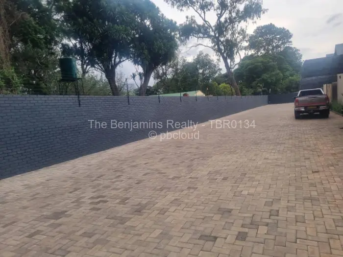 Townhouse/Complex/Cluster to Rent in Mount Pleasant