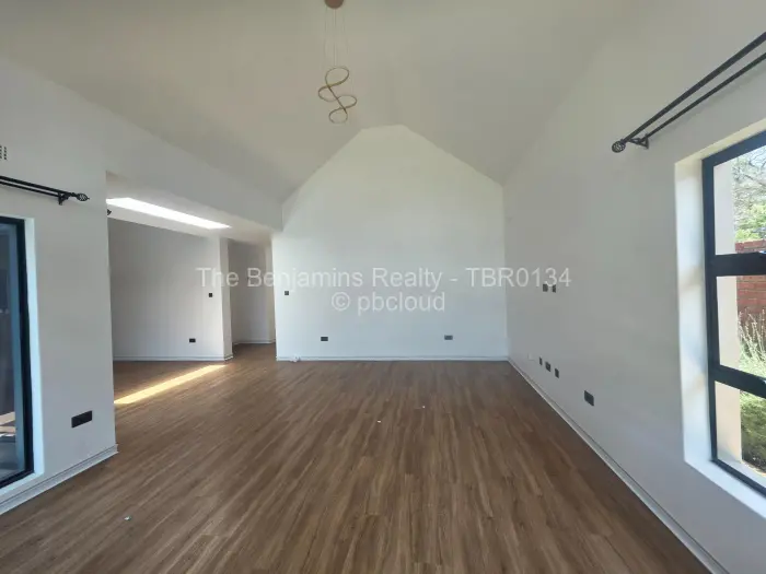 Townhouse/Complex/Cluster to Rent in Mount Pleasant