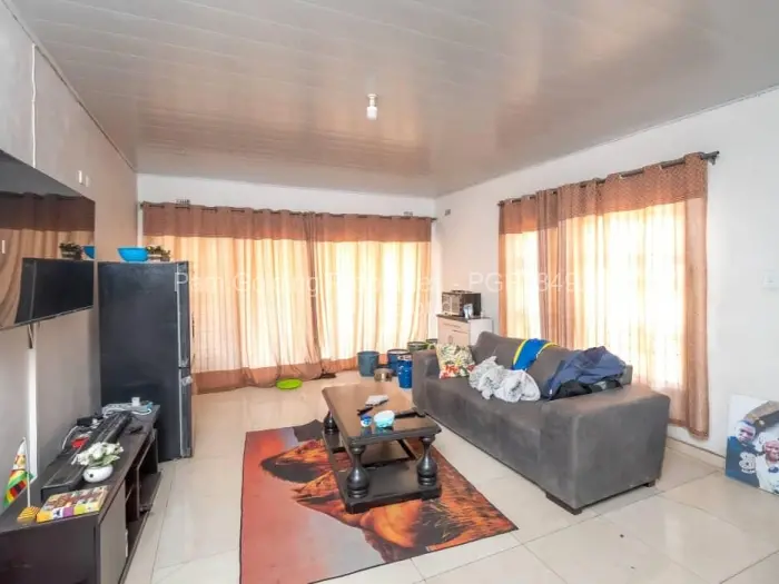 8 Bedroom House for Sale in Waterfalls, Harare