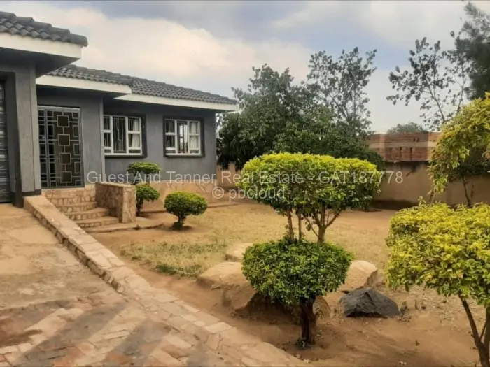 4 Bedroom House for Sale in Crowhill Views, Harare