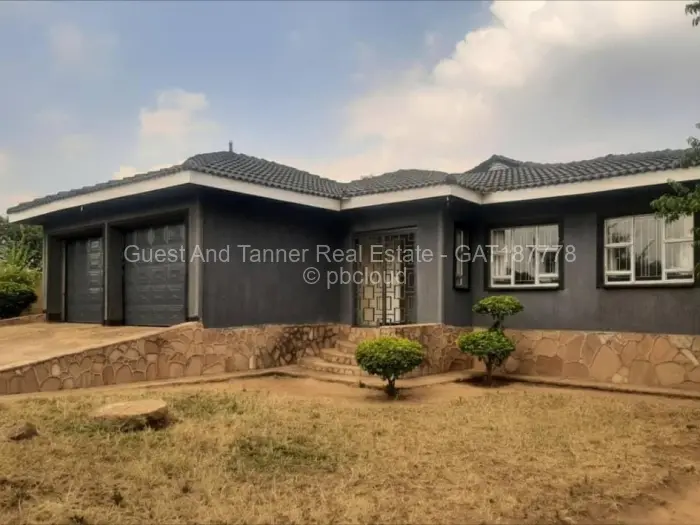 4 Bedroom House for Sale in Crowhill Views, Harare