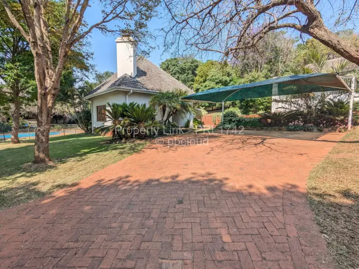 4 Bedroom House to Rent in Borrowdale Brooke