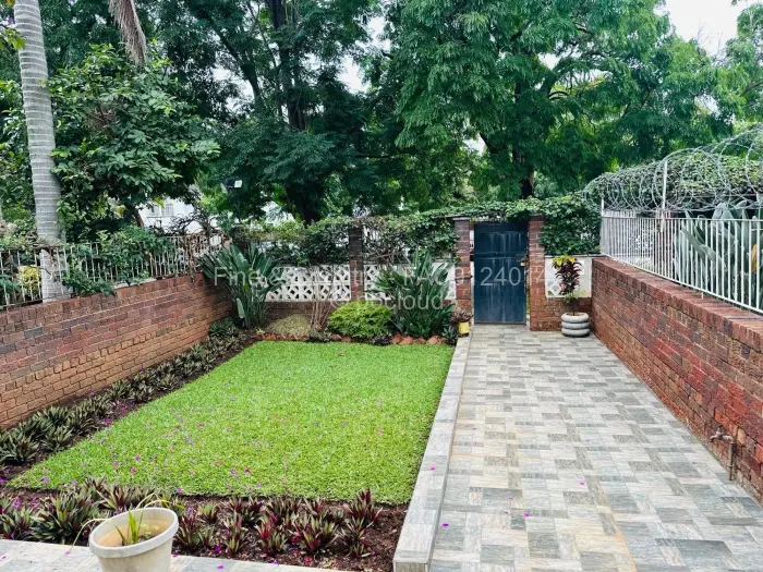 2 Bedroom House to Rent in Avenues, Harare