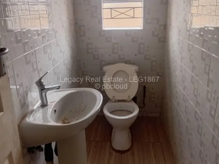 2 Bedroom Cottage/Garden Flat to Rent in Marlborough
