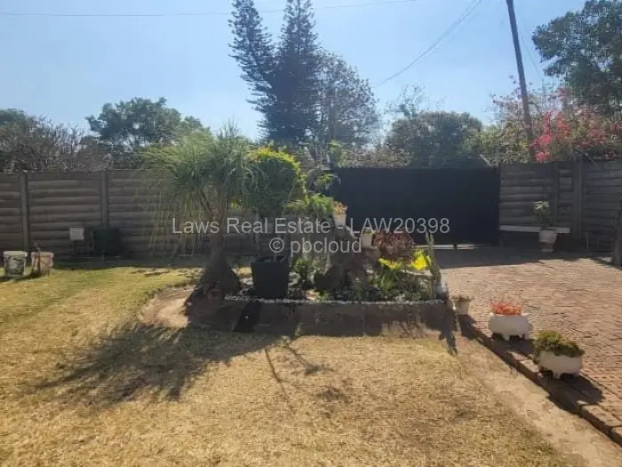 4 Bedroom House for Sale in Sentosa, Harare