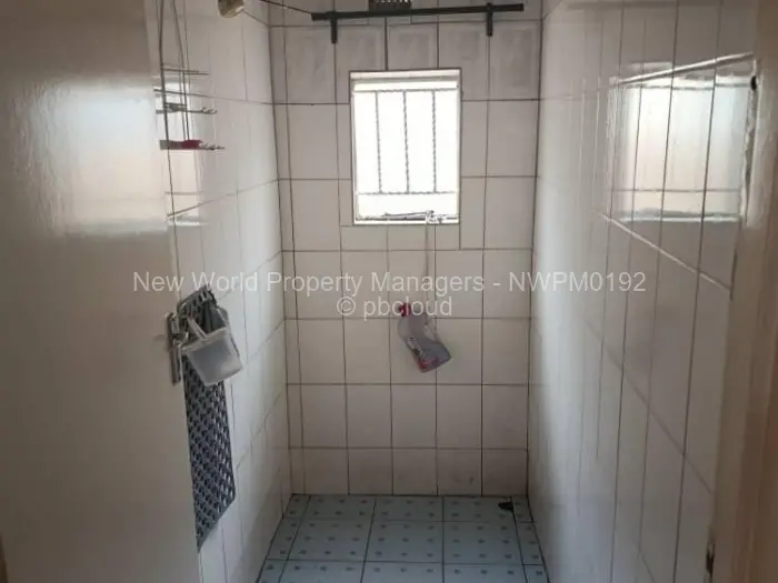 4 Bedroom House for Sale in Zengeza, Chitungwiza