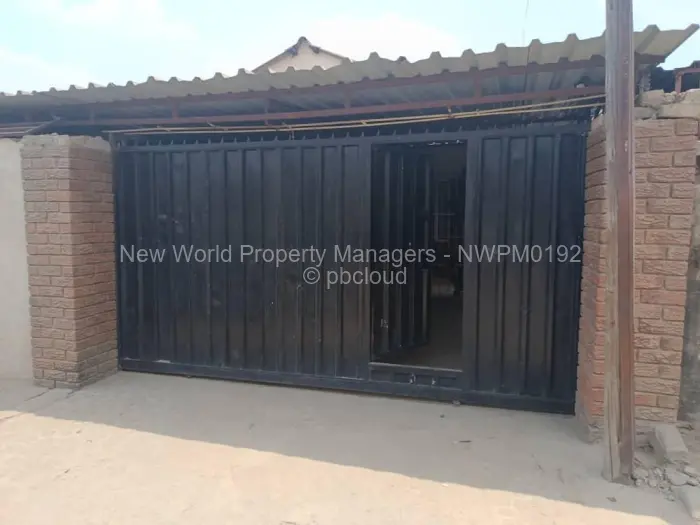 4 Bedroom House for Sale in Zengeza, Chitungwiza