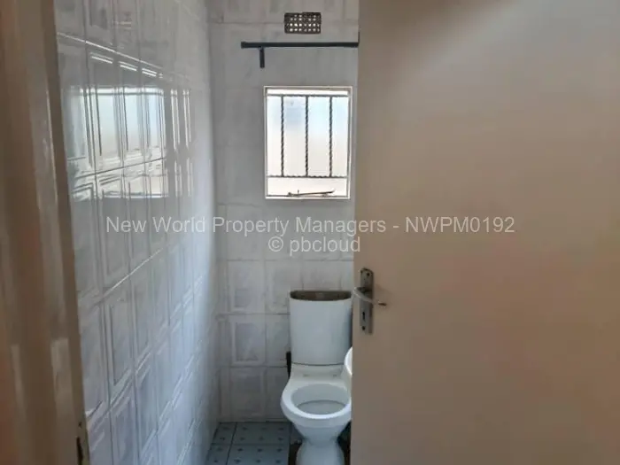 4 Bedroom House for Sale in Zengeza, Chitungwiza