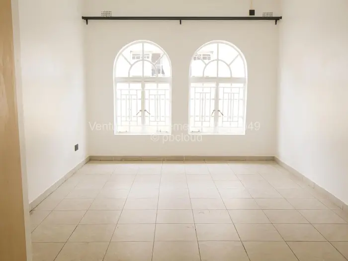 3 Bedroom Cottage/Garden Flat to Rent in Kensington