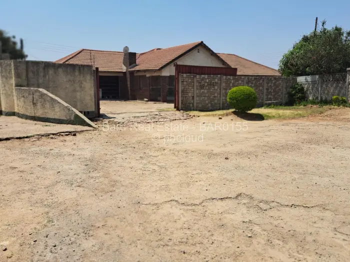 4 Bedroom House for Sale in Houghton Park, Harare