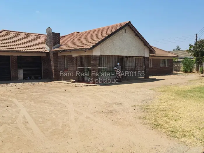 4 Bedroom House for Sale in Houghton Park, Harare