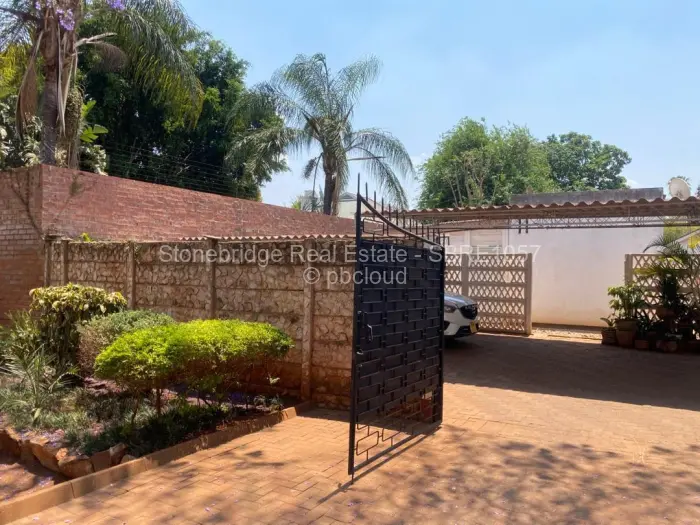 4 Bedroom House for Sale in Suburbs, Bulawayo