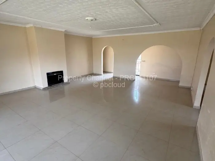 5 Bedroom House to Rent in Goodhope, Harare
