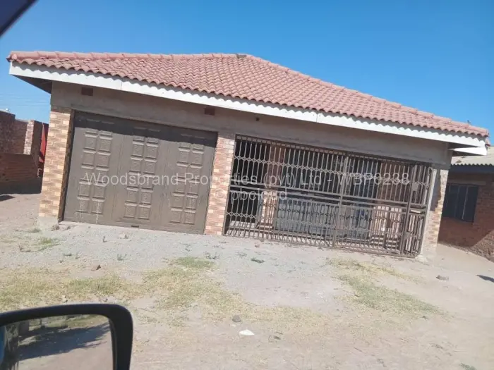4 Bedroom House for Sale in Glen View, Harare