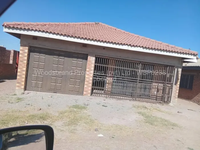 4 Bedroom House for Sale in Glen View, Harare