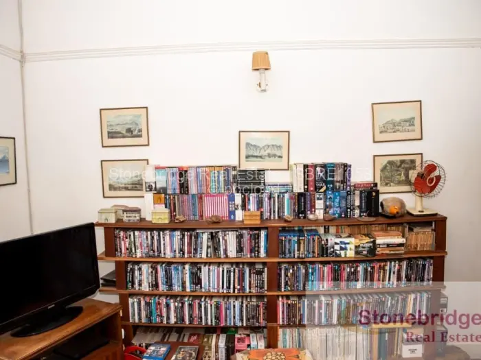 3 Bedroom House for Sale in Suburbs, Bulawayo