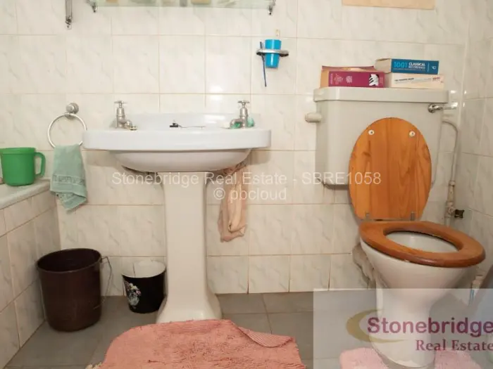 3 Bedroom House for Sale in Suburbs, Bulawayo