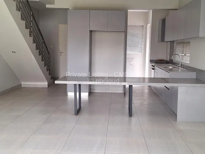 Townhouse/Complex/Cluster to Rent in Highlands