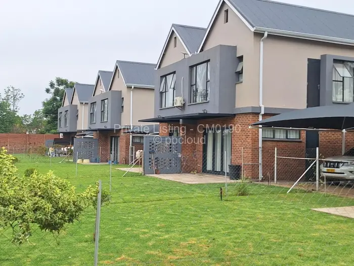 Townhouse/Complex/Cluster to Rent in Highlands