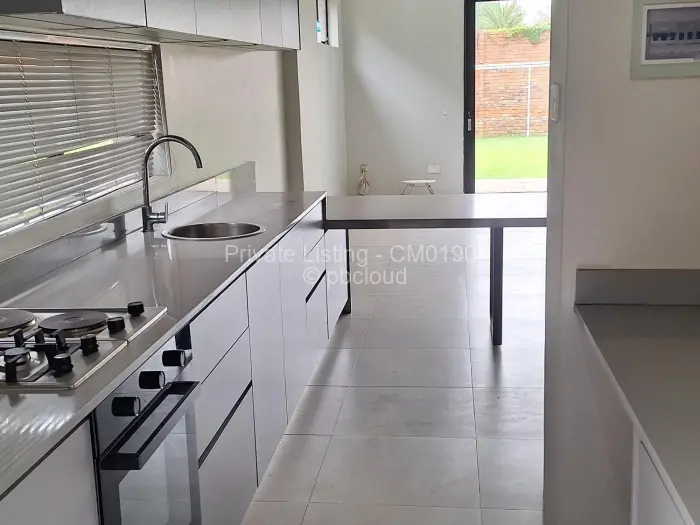 Townhouse/Complex/Cluster to Rent in Highlands