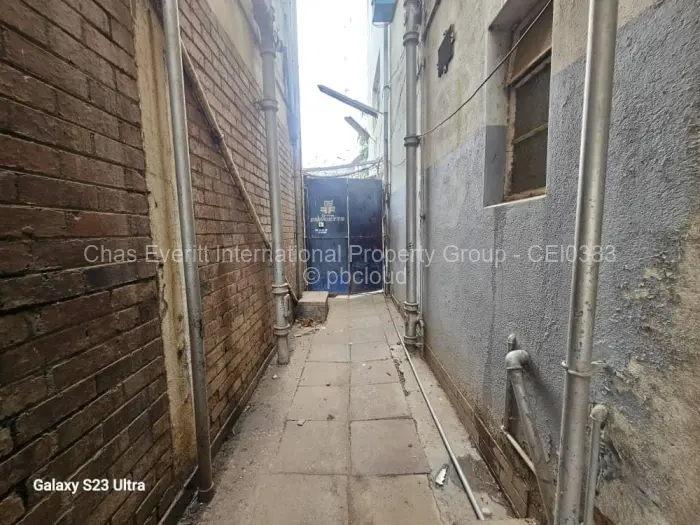 Warehouse/Industrial for Sale in Chinhoyi, Chinhoyi