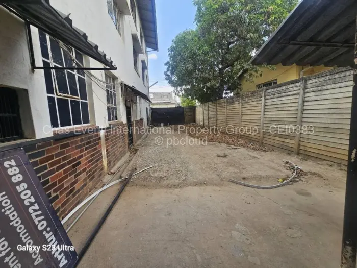 Warehouse/Industrial for Sale in Chinhoyi, Chinhoyi