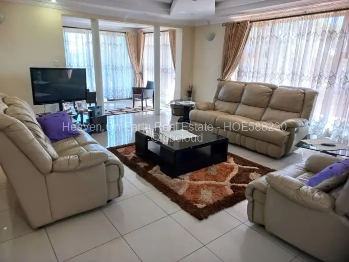 6 Bedroom House for Sale in Glen Lorne, Harare