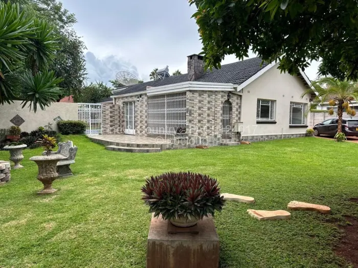 4 Bedroom House to Rent in Upper Hillside, Harare