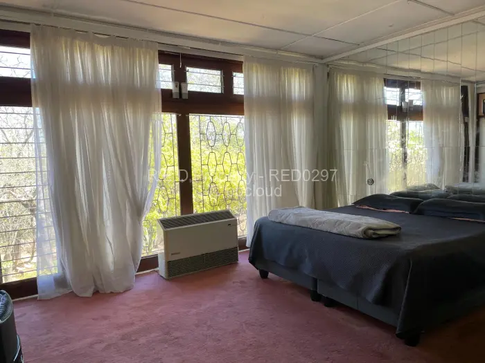 5 Bedroom House for Sale in Burnside, Bulawayo