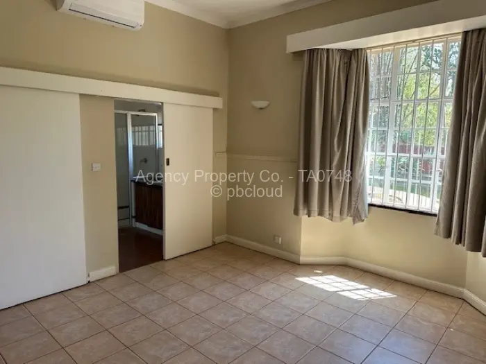4 Bedroom House to Rent in Borrowdale