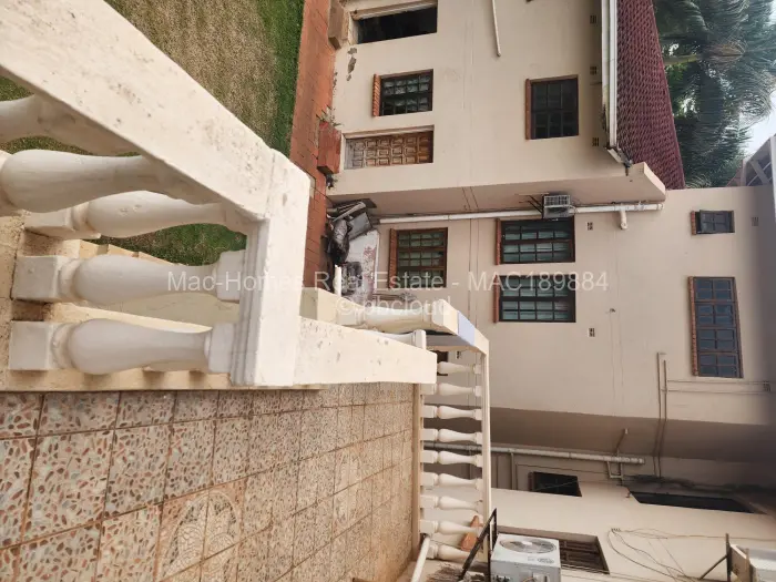 6 Bedroom House for Sale in Philadelphia, Harare