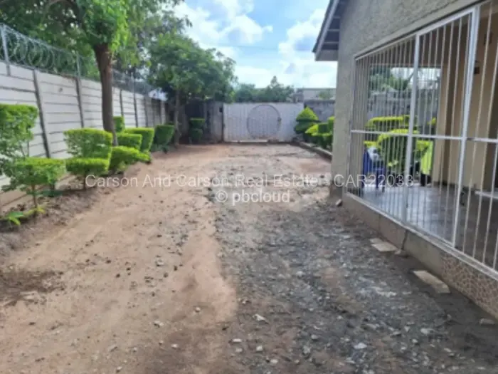 3 Bedroom House to Rent in Braeside, Harare