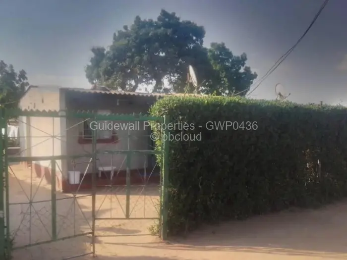 2 Bedroom House for Sale in Highfield, Harare