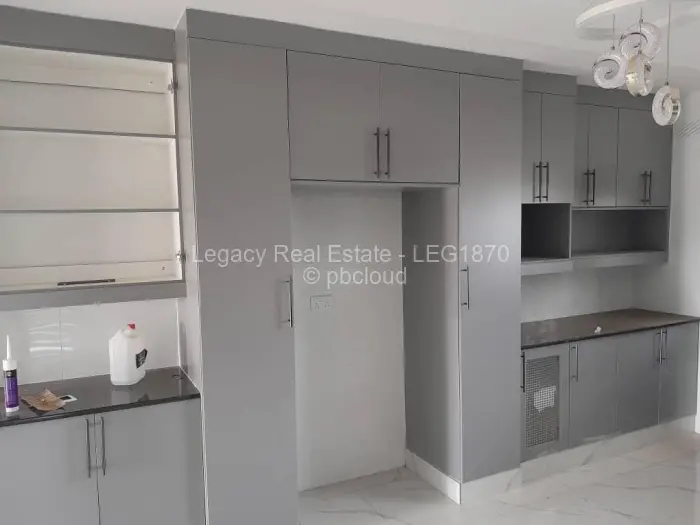 2 Bedroom House to Rent in Glaudina, Harare