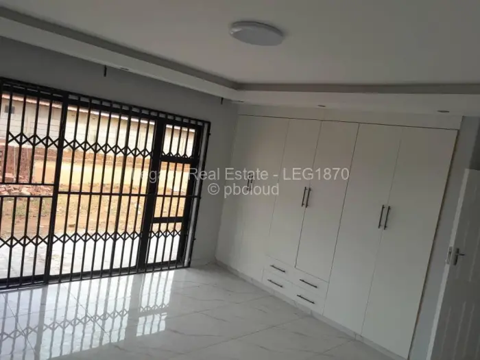 2 Bedroom House to Rent in Glaudina, Harare