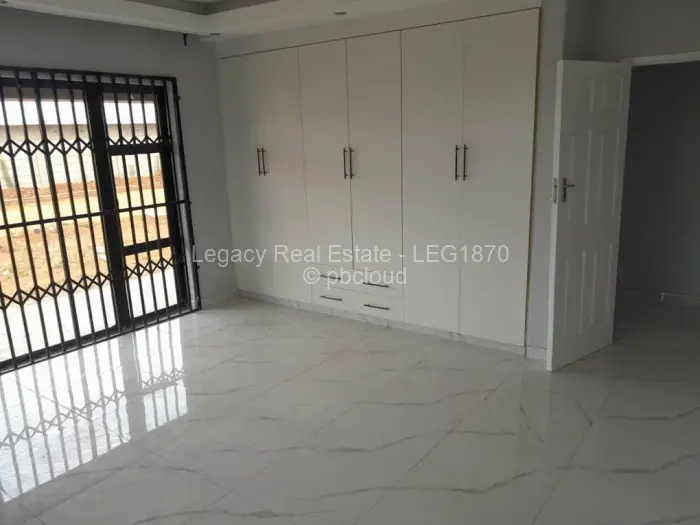 2 Bedroom House to Rent in Glaudina, Harare