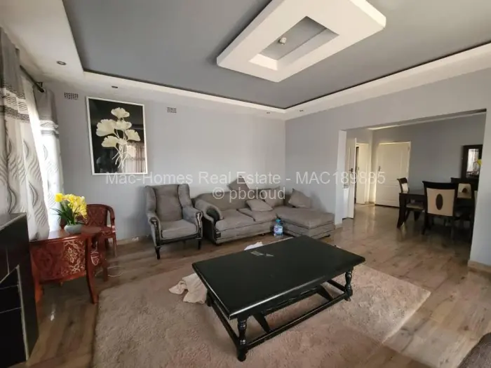 6 Bedroom House for Sale in Waterfalls, Harare