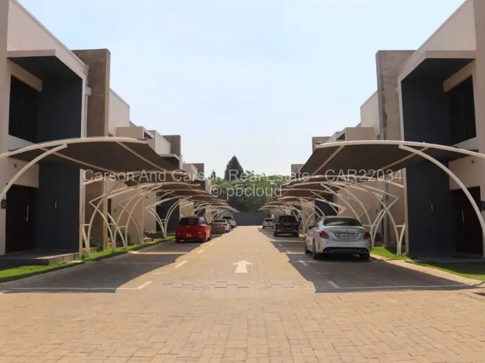 Townhouse/Cluster to Rent in Avonlea, Harare