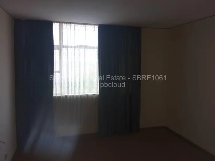Flat/Apartment to Rent in Ascot, Bulawayo